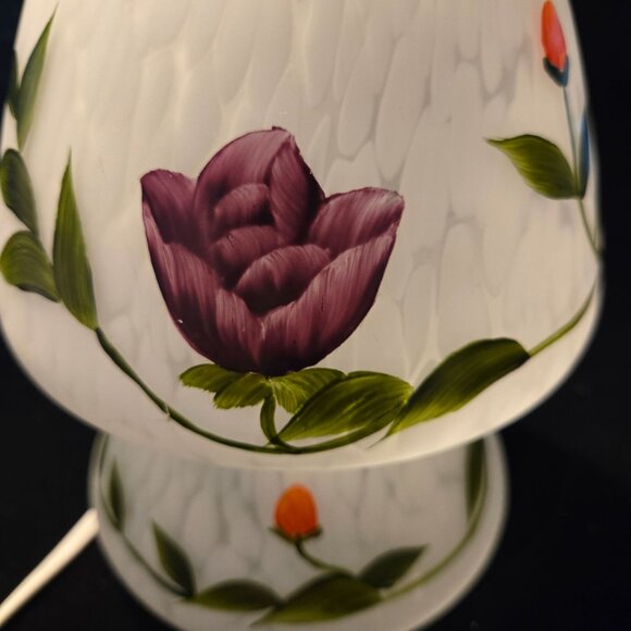 Hand-Painted Floral Frosted Glass Table Lamp With Corded Switch - Picture 3 of 9